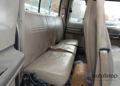 2002 Ford F-250 Lariat/Xl/Xlt из США, поврежденный, VIN 1FTNX21LX2ED10555